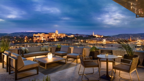 5*    - 5* Hotel Budapest Marriott 